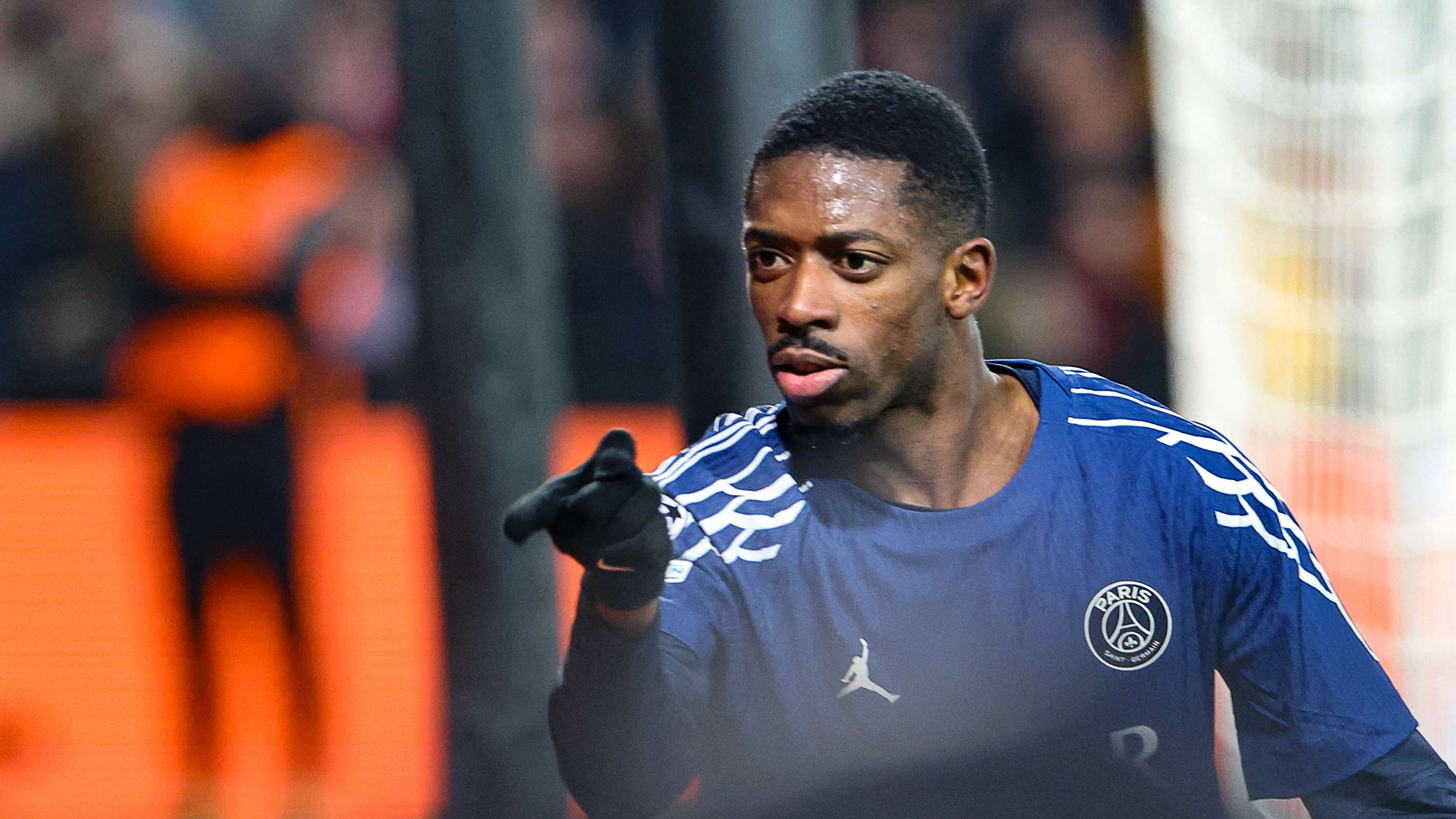 中超爭冠組第16輪上海上港6-5上海申花 胡爾克點球破門孫世林世界波絕平.