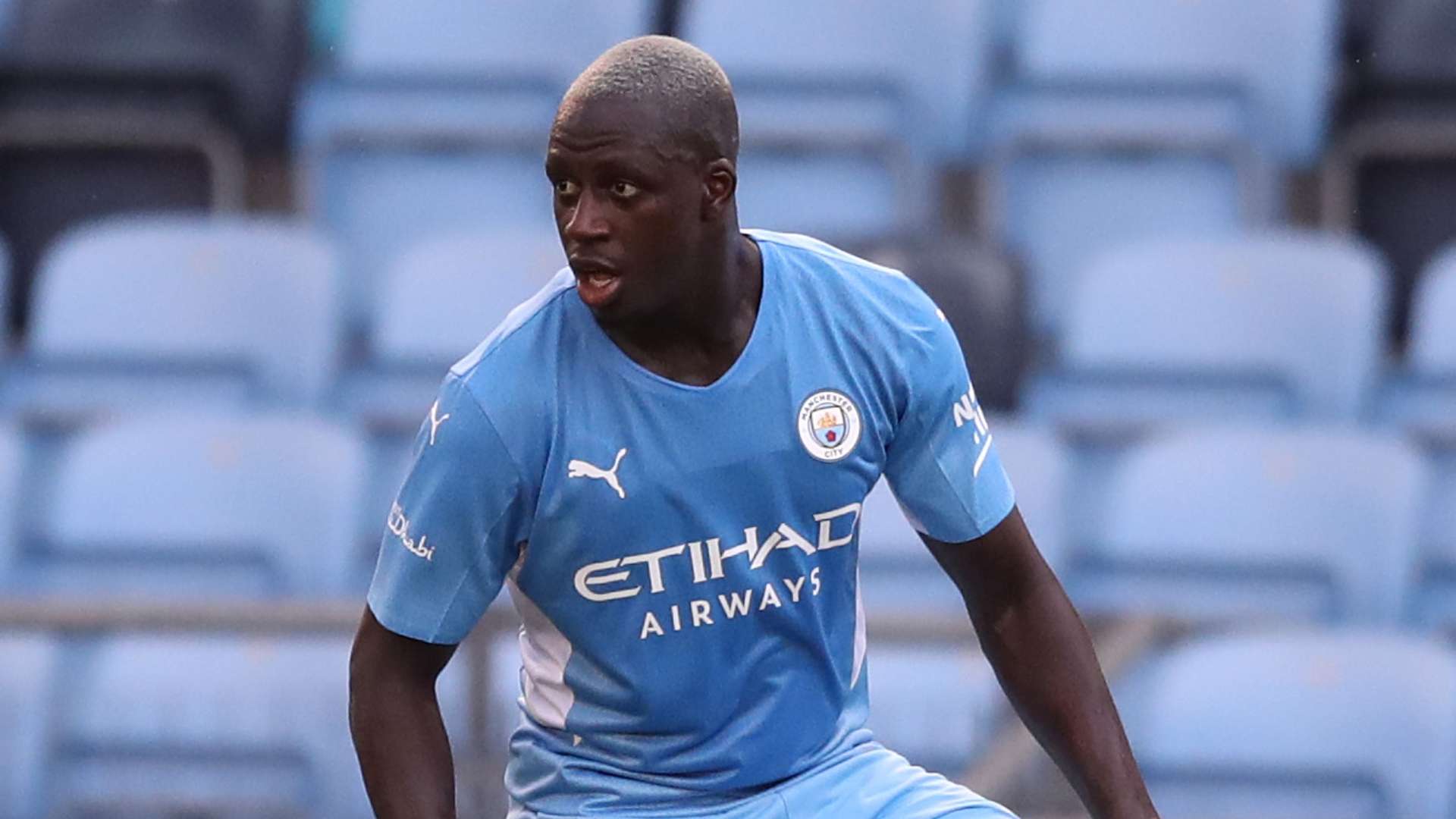 兩隊比分持 兩隊比分持