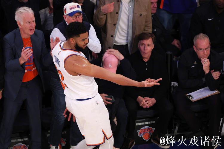 布伦森砍下38分助尼克斯击败76人,老鹰终结公牛3连胜 布伦森砍下38分助尼克斯击败76人,老鹰终结公牛3连胜