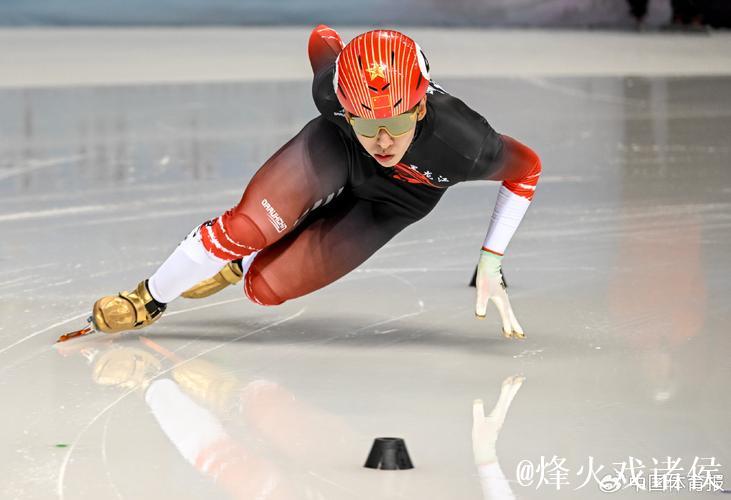 新赛季短道速滑世界杯拉开帷幕 中国队首日多项目顺利晋级 新赛季短道速滑世界杯拉开帷幕 中国队首日多项目顺利晋级